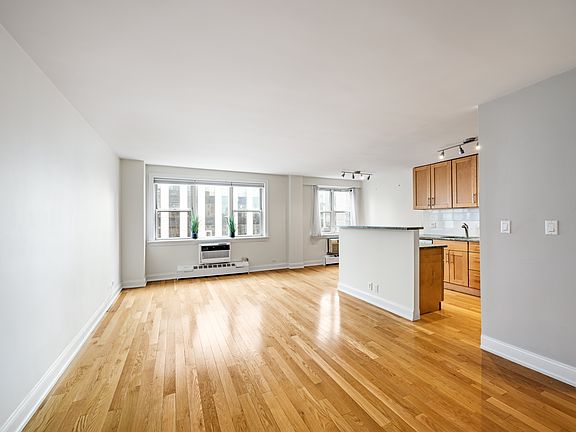 5th image of 333 E 79th St APT 19W