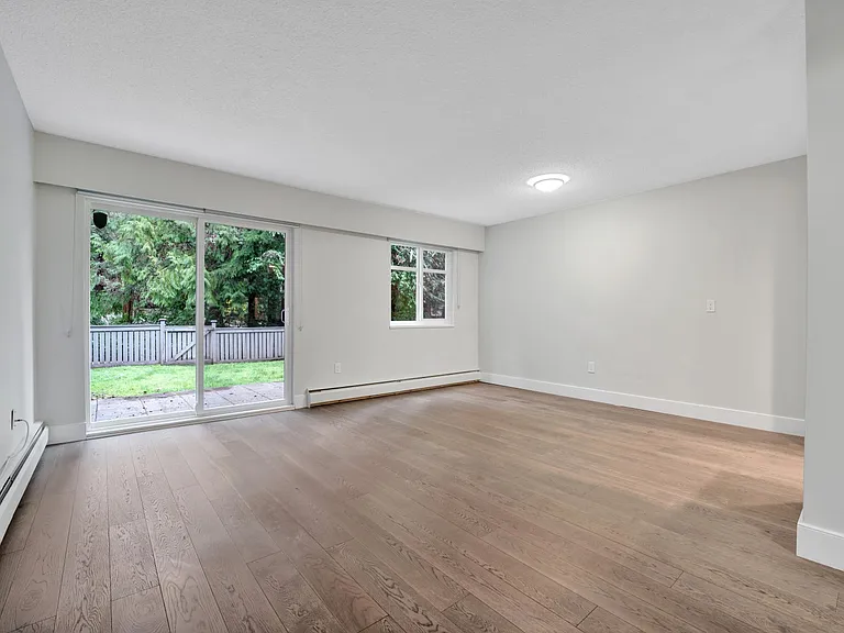 3701 Princess Ave — Photo 6