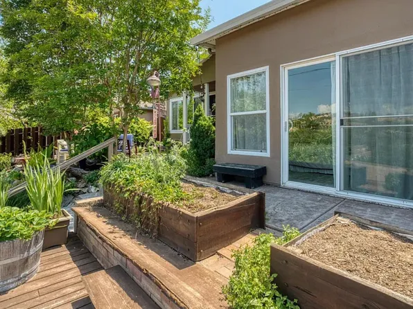 1356 Mark Twain Rd, Angels Camp, CA 95222