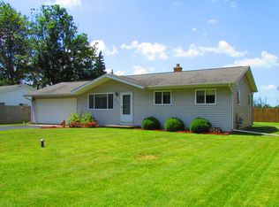 5741 Lakeview Dr, Saginaw, MI 48604