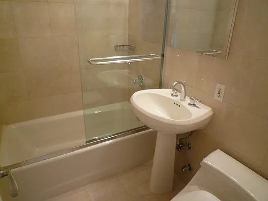 Rented by Stonehenge NYC LLC | media 18