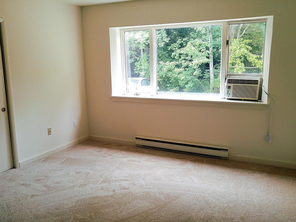 2nd image of 242 Anthony Street Ext APT C6