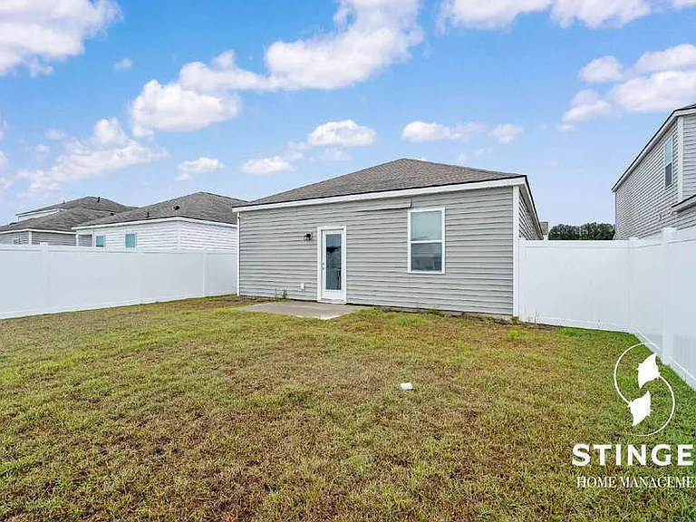 548 Hideaway St — Photo 31