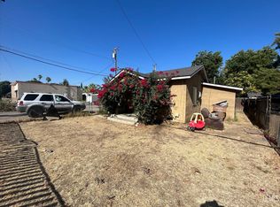 710 Sequoia Dr, Bakersfield, CA 93308