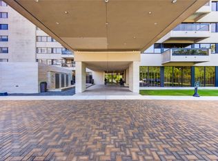 49 Briar Hollow Ln Unit 101, Houston, TX 77027