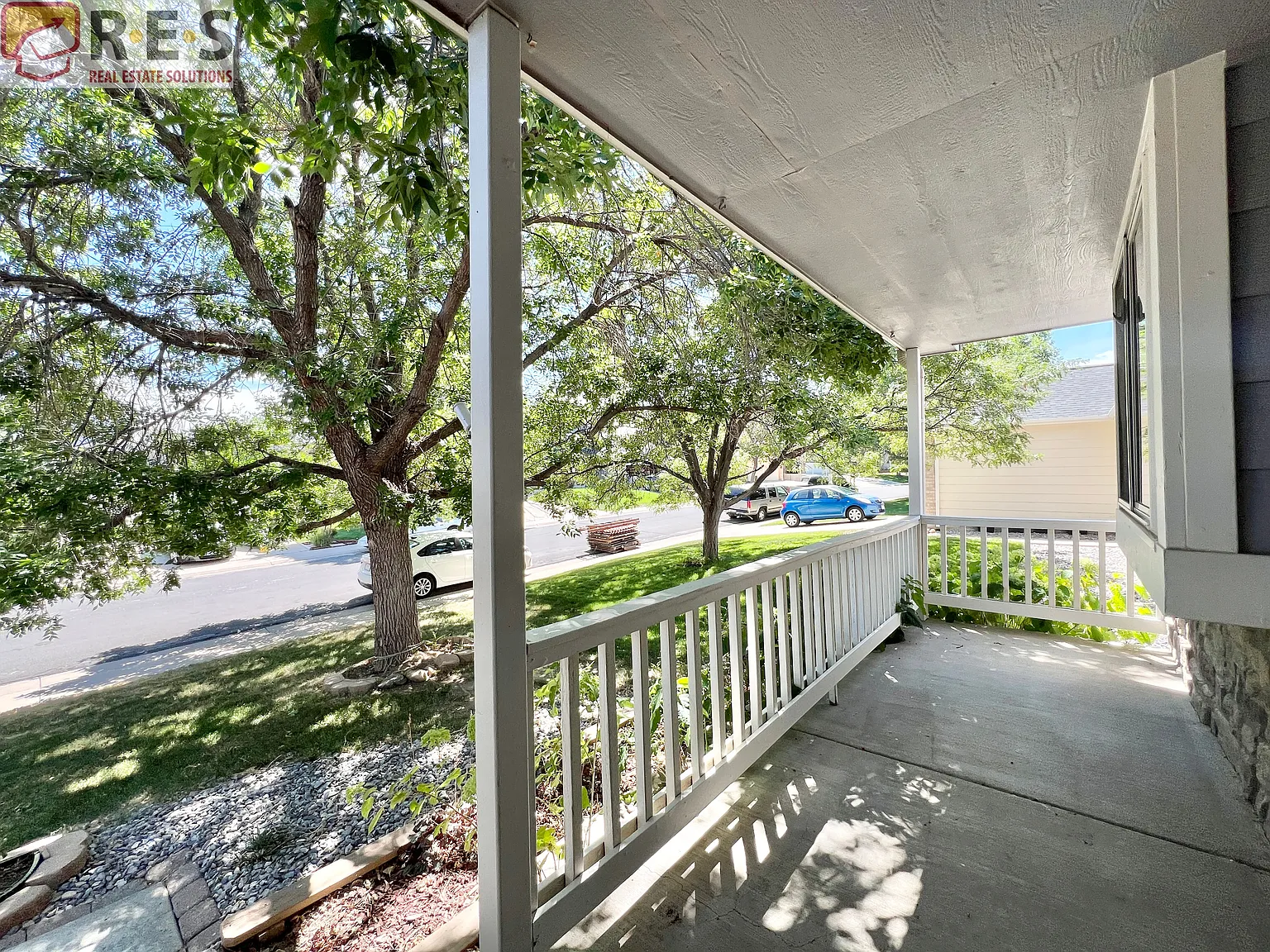 4 bed, 2200 sqft, $3,375 — Photo 2