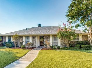 1709 Dogwood Dr, Carrollton, TX 75007