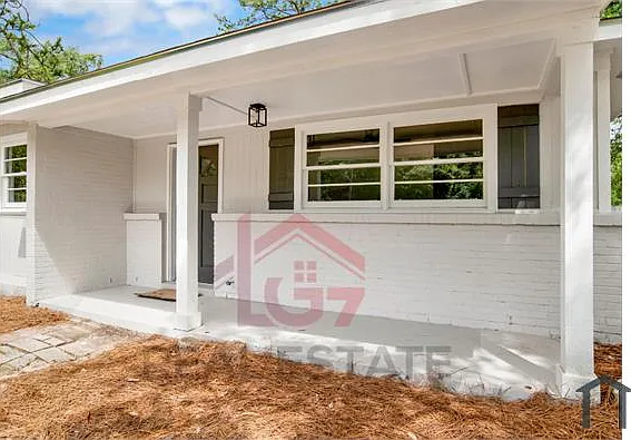 6100 Lorma Rd — Photo 3