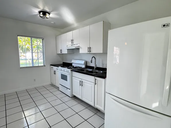 44736 San Juan Ave #B, Palm Desert, CA 92260