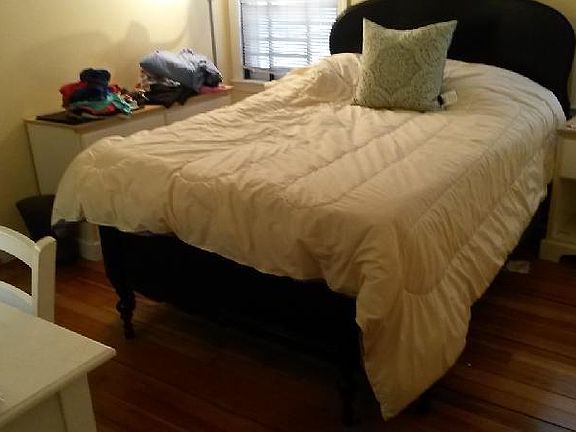 4th image of 7 Iroquois St #U1