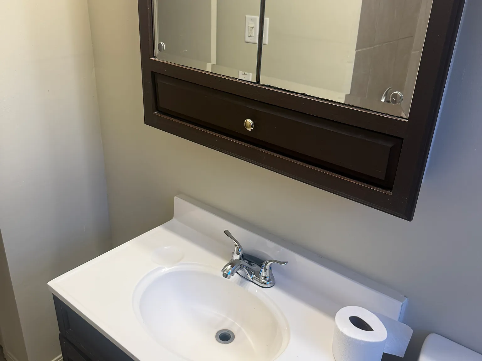 2 bed, 1000 sqft, $1,800 — Photo 4