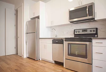 Rented by Next Door Realty NYC
