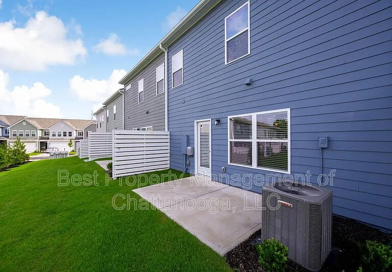 5149 Hornbeam Dr — Photo 32