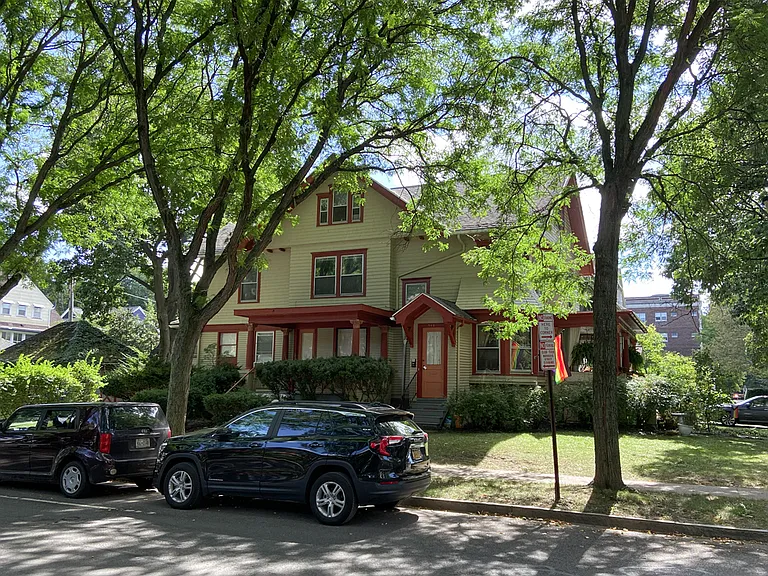 543 Park Ave — Photo 12