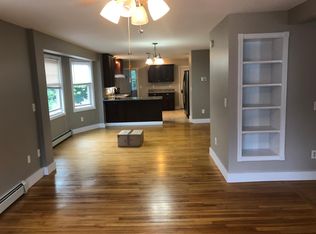 18 Massachusetts Ave, Portland, ME 04102