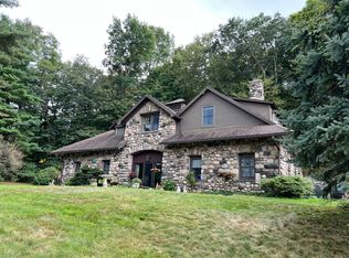 49 Grandview Dr, Ridgefield, CT 06877