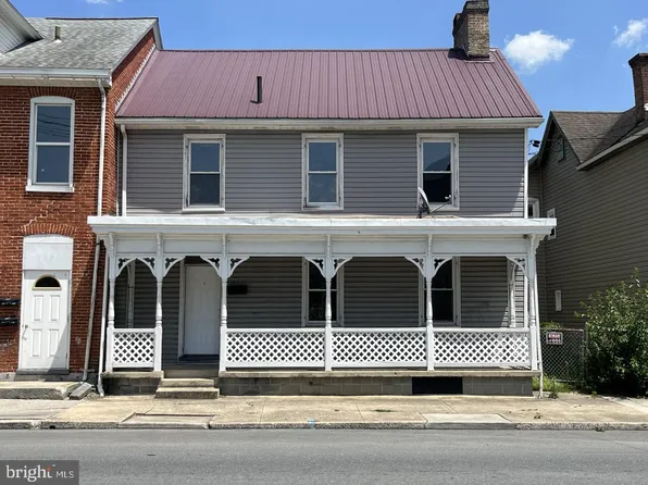 212 S 2nd St, Chambersburg, PA 17201