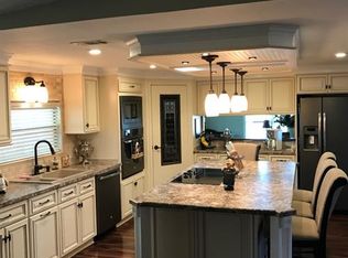 2055 E Lakeview Dr, Sebastian, FL 32958