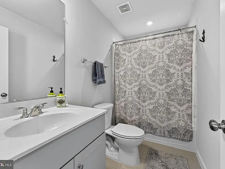 159 Presidents Pointe Ave #159 — Photo 11