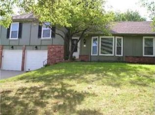7926 Hauser Dr, Lenexa, KS 66215