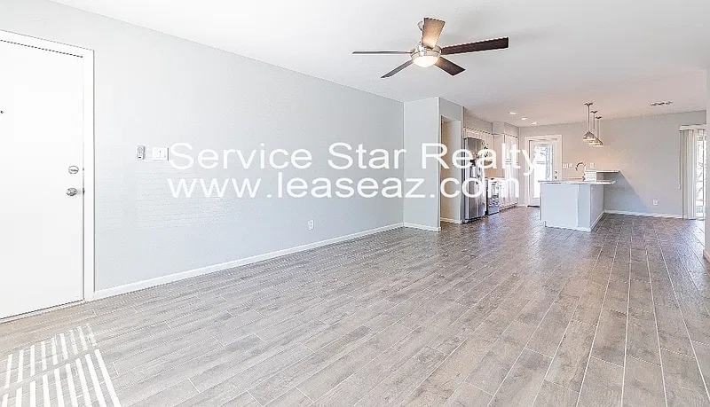 3 bed, 2.0 bath, 1742 sqft, $2,545 — Photo 4