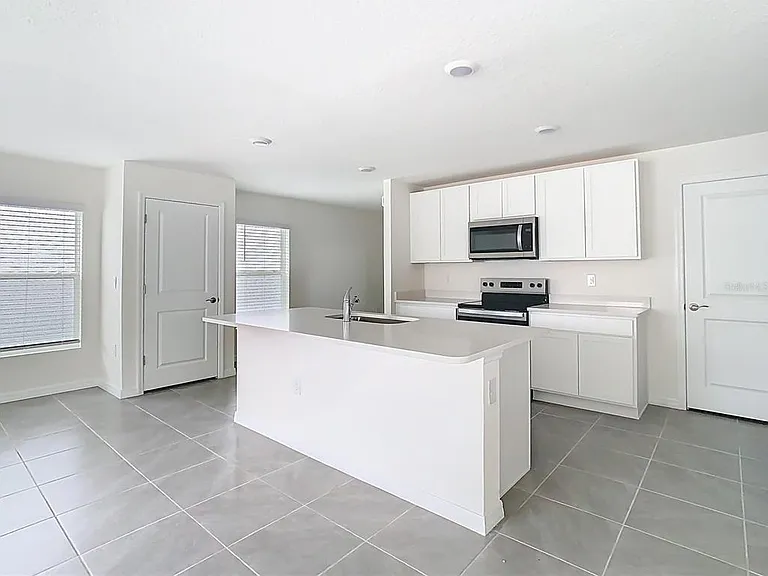 31017 Silver Stage Dr — Photo 12