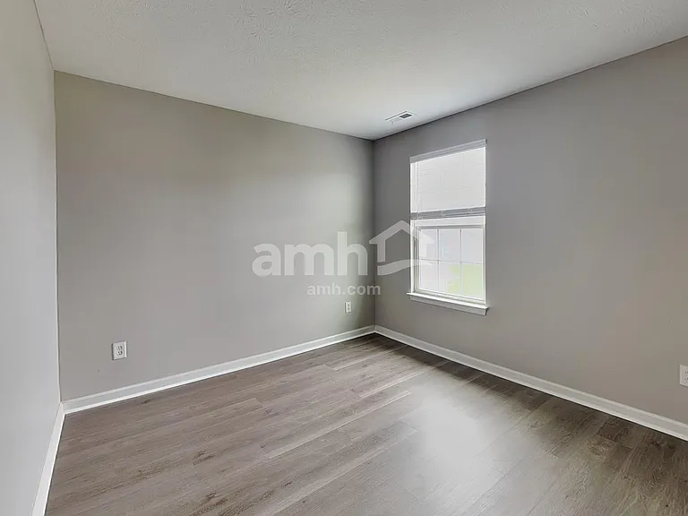 676 Classic Ln — Photo 22