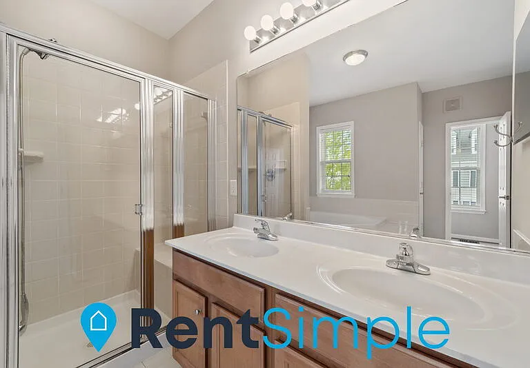 6791 Hampton Bay Ln — Photo 35