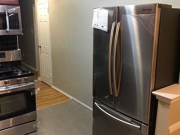 5th image of 1316 E 85th St #1