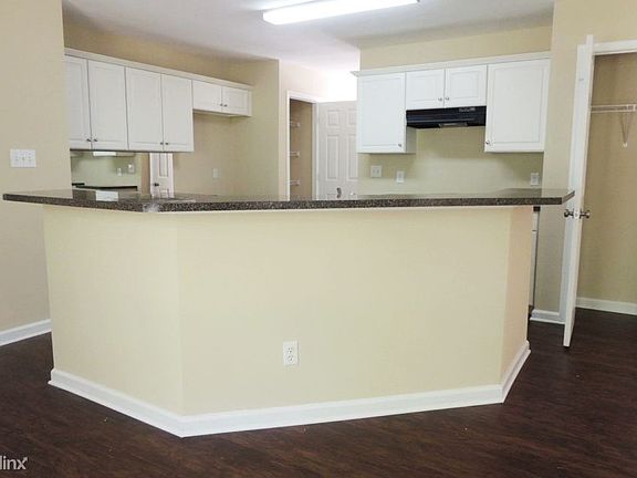 91590549_6303 Forest Pond Drive_Charlotte_NC_2018-4