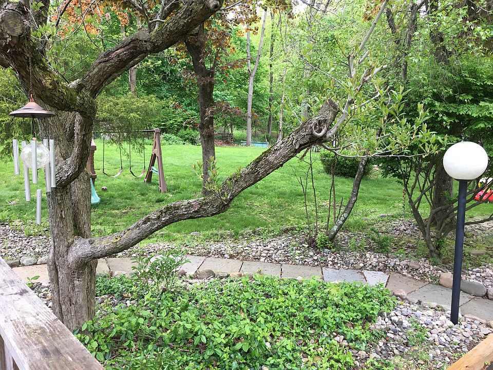 2nd image of 9 Wayne Rd