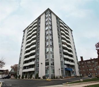 11811 Lake Ave APT 306, Lakewood, OH, 44107