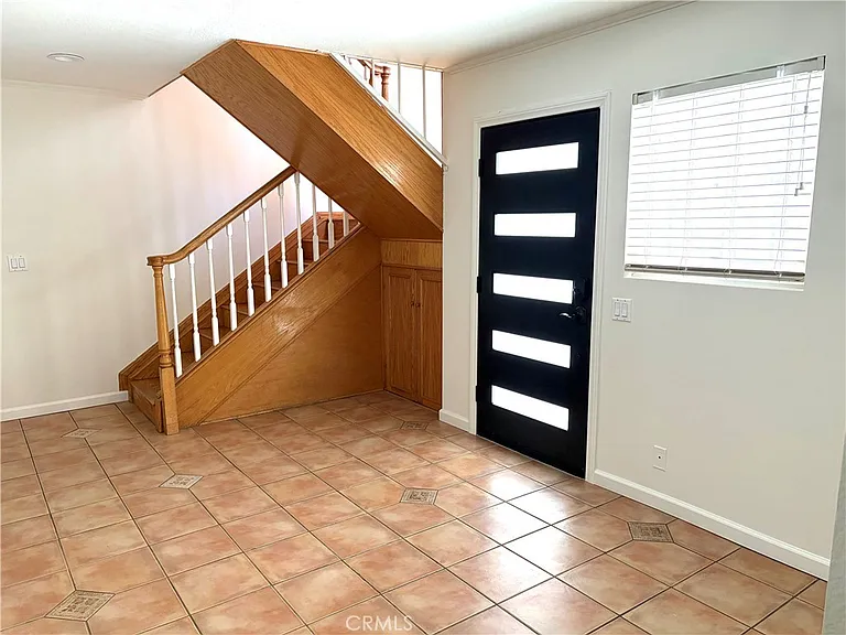 425 S Catalina Ave #4 — Photo 8