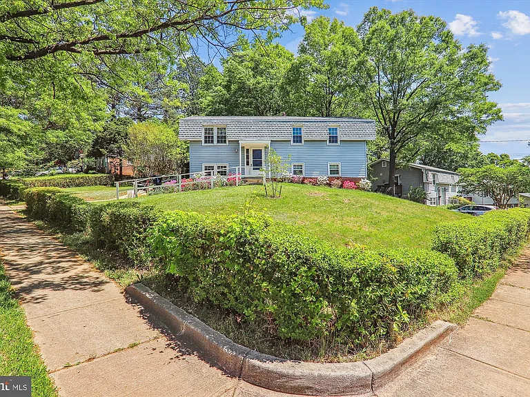 100 Periwinkle Ct — Photo 18