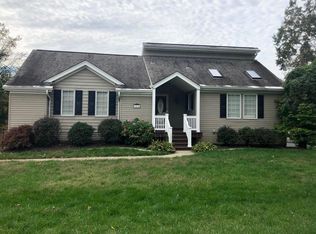 1024 Harmony Landing Rd, Goshen, KY 40026