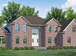 1 Bella Dr, Monroe Twp, NJ 08831