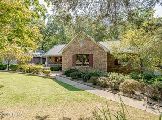 80 Knotty Pine Ct, Brandenburg, KY 40108