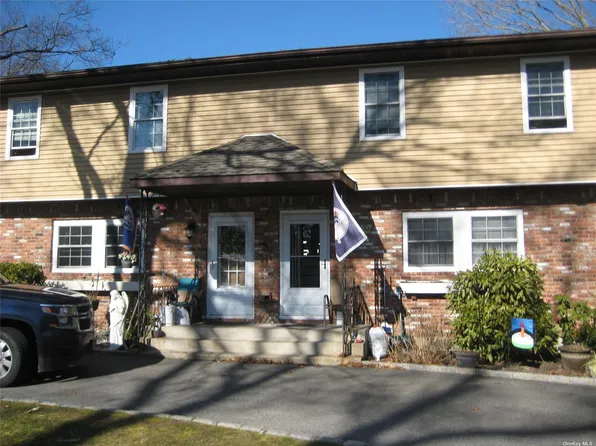 411 Donald Blvd, Holbrook, NY 11741