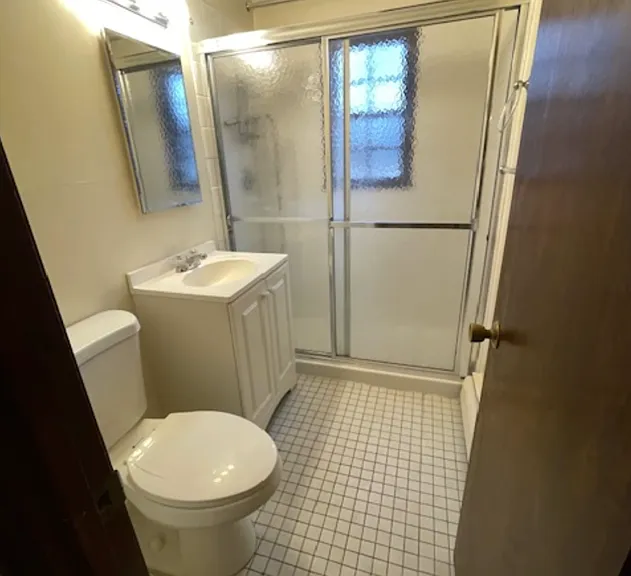 Candlelight Apartments — Photo 14