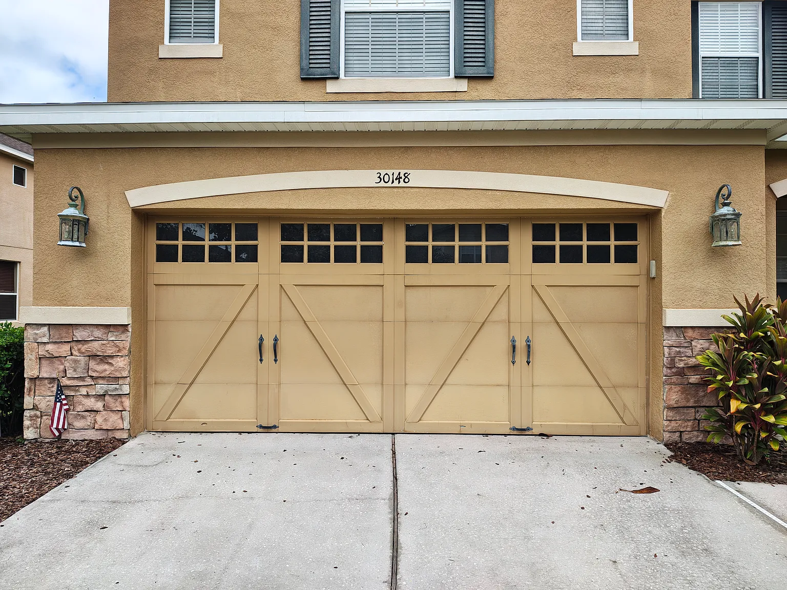 5 bed, 3320 sqft, $3,500 — Photo 2