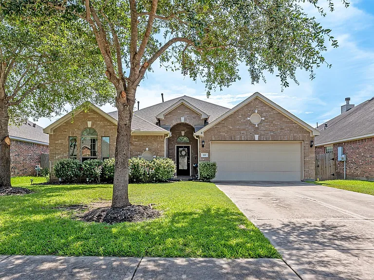 119 Emerald Loch Ln — Photo 44