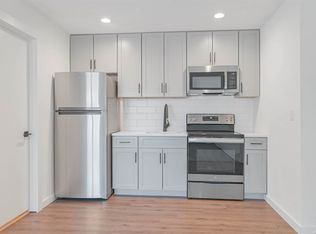 100 Mariners Way APT 201, Pt Jefferson, NY 11777