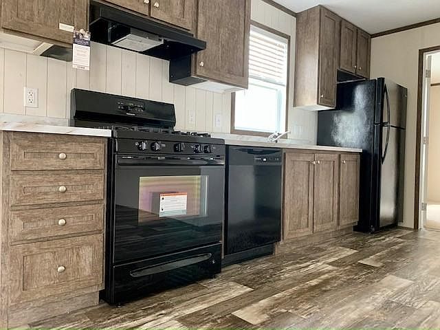 1st image of 515 Blackbird Ln #515