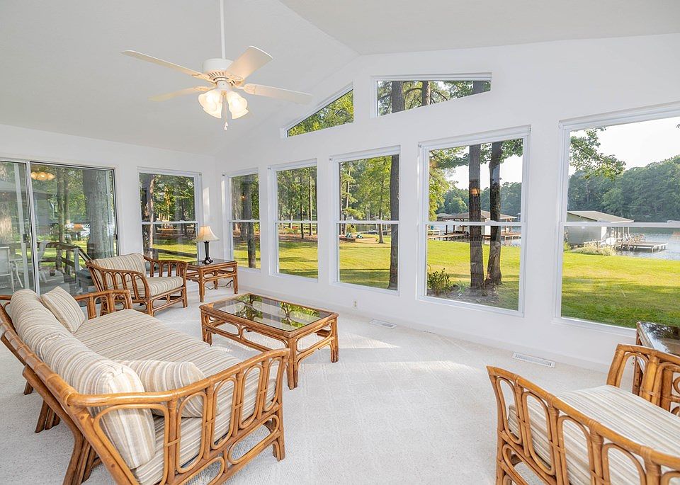 Valentines va real estate 241 Bradley Dr, Valentines, VA 23887 | Zillow