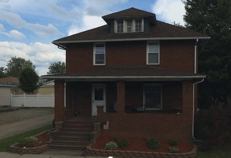 1st image of 124 E Church St