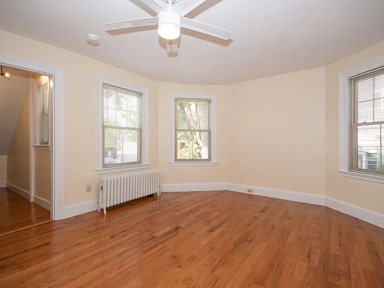 61 Cedar St — Photo 15