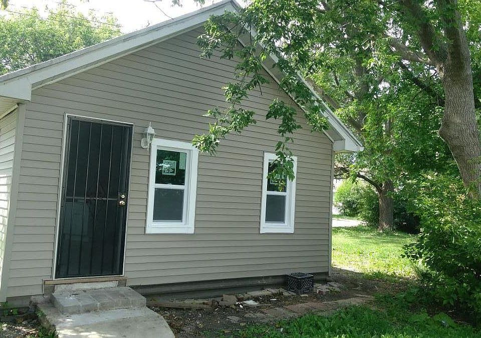 Small Cottage with new renovations.