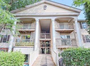 725 Ridgeside Dr APT H, Ballwin, MO 63021