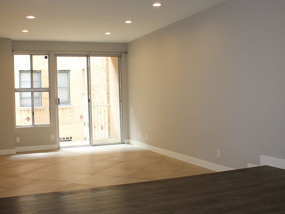 1st image of 817 4th St APT 310