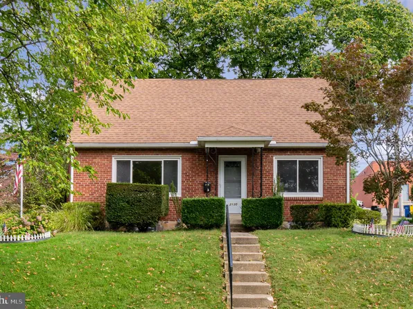 2130 Chestnut St, Camp Hill, PA 17011